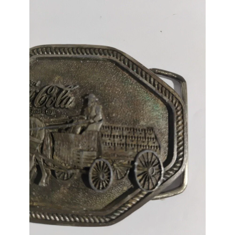 1980 COCA-COLA Belt Buckle Horsedrawn Wagon Coke Collectible Pewter Vintage Rare